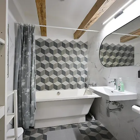 Daire Modern & 2bdrm Riga